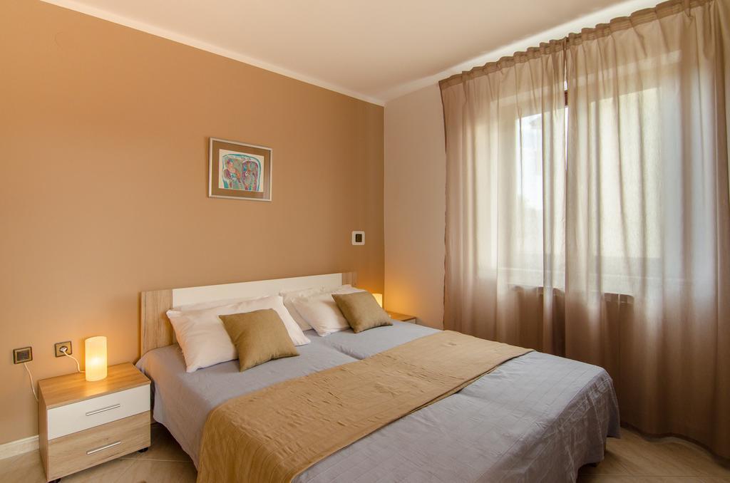 Apartments Karlo & Ivona Labin  Δωμάτιο φωτογραφία