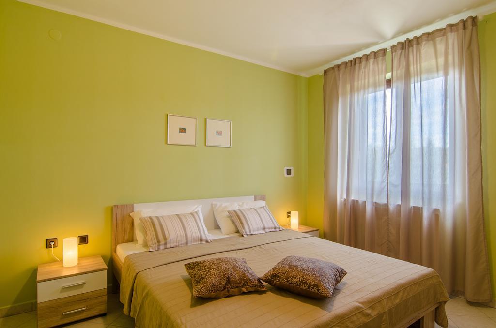 Apartments Karlo & Ivona Labin  Δωμάτιο φωτογραφία